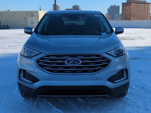 Used 2024 Ford Edge Titanium AWD/4WD image 2
