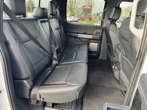 Used 2024 Ford F350 Lariat image 9