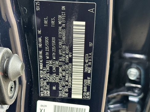 New 2026 Toyota Highlander XSE image 24