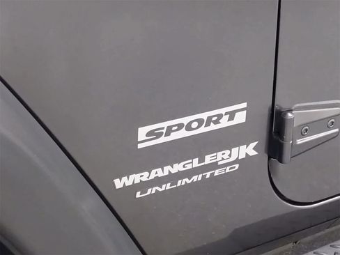 Certified 2018 Jeep Wrangler Unlimited Sport S image 20
