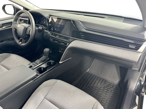 Used 2025 Toyota Camry LE image 26