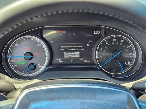 Certified 2023 Toyota Venza LE AWD/4WD image 24
