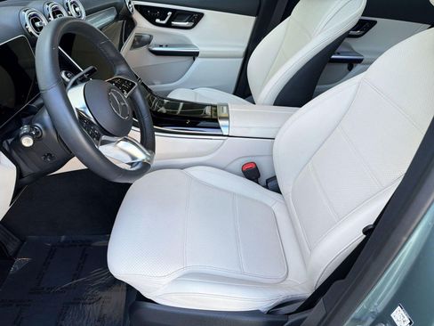 Certified 2026 Mercedes-Benz GLC 300 image 5