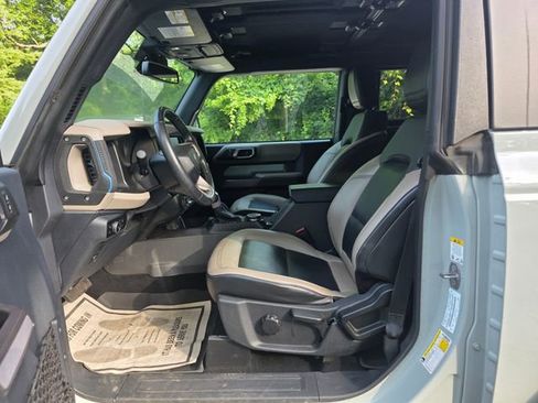 Used 2023 Ford Bronco Wildtrak AWD/4WD image 6