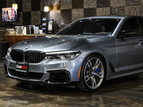 Used 2020 BMW M550i xDrive w/ Executive Package AWD/4WD image 9