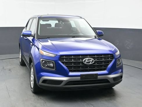 Used 2022 Hyundai Venue SE FWD image 8