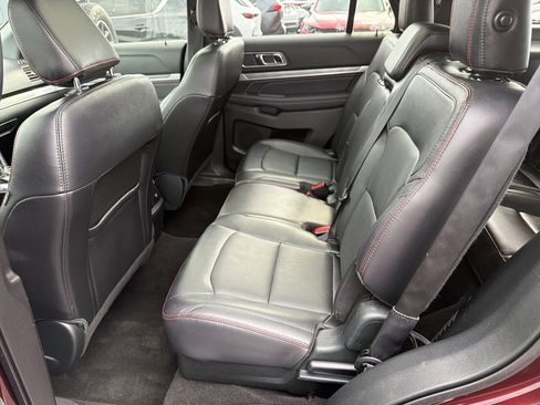Used 2019 Ford Explorer Sport w/ Equipment Group 401A AWD/4WD image 27