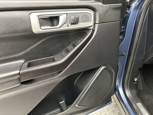 Used 2020 Ford Explorer Platinum AWD/4WD image 13