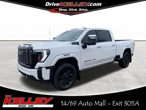 Used 2025 GMC Sierra 2500 Denali Ultimate w/ Max Trailering Package image 1