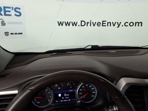 Used 2021 GMC Acadia SLT w/ Preferred Package AWD/4WD image 26