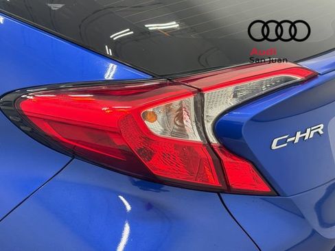 Used 2022 Toyota C-HR XLE FWD image 10