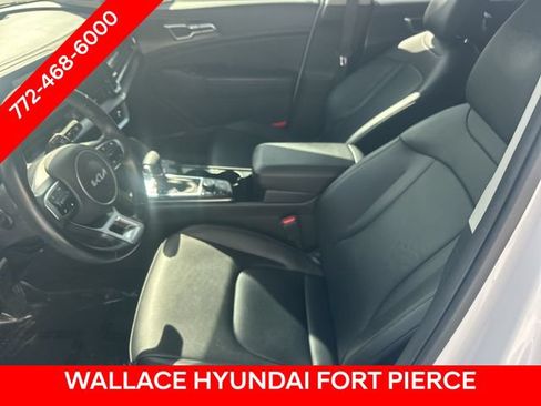 Used 2024 Kia Sportage EX FWD image 17