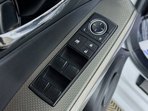 Used 2014 Lexus IS 250 AWD w/ F-Sport Package image 17