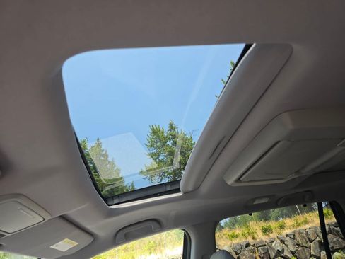Used 2019 Honda Pilot Elite image 22