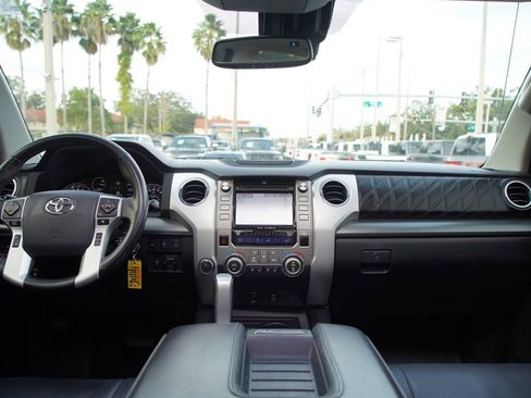 Used 2018 Toyota Tundra Platinum image 5