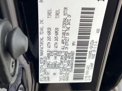 New 2025 Toyota Sequoia Platinum image 23