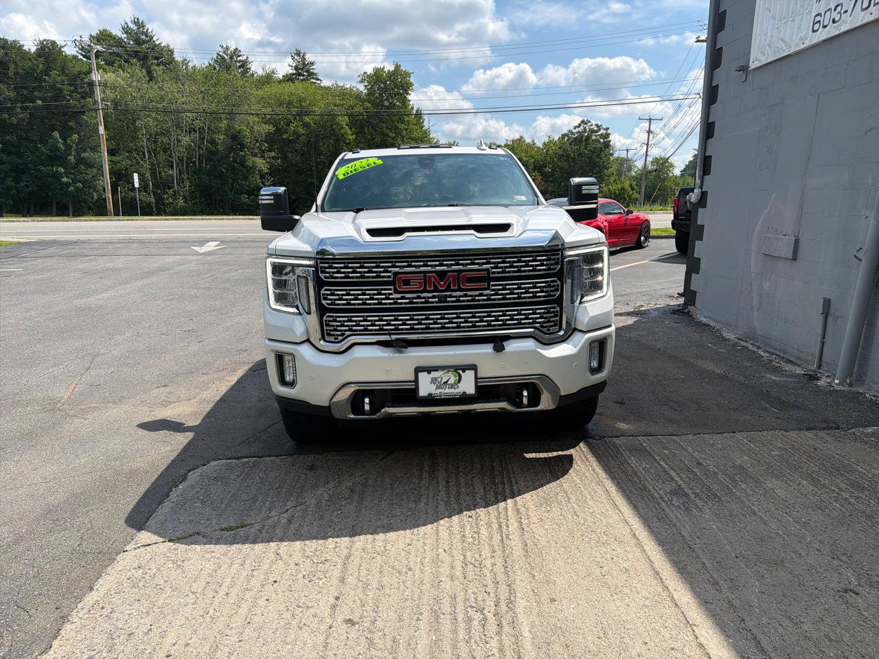 Used 2022 GMC Sierra 2500 Denali AWD/4WD image 3