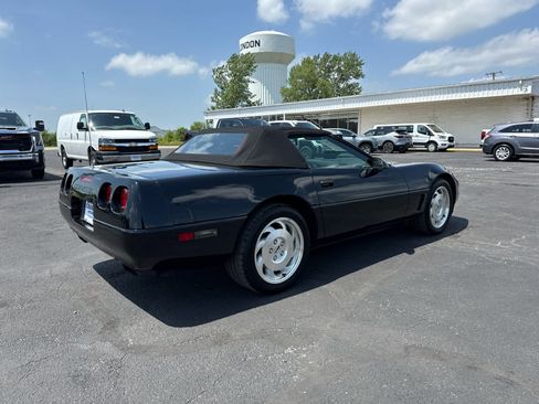 Used 1996 Chevrolet Corvette Convertible RWD image 5