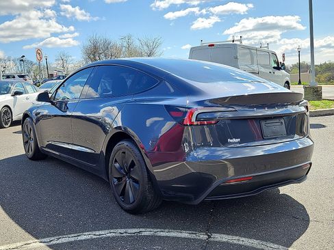 Used 2024 Tesla Model 3 Standard Range RWD image 4