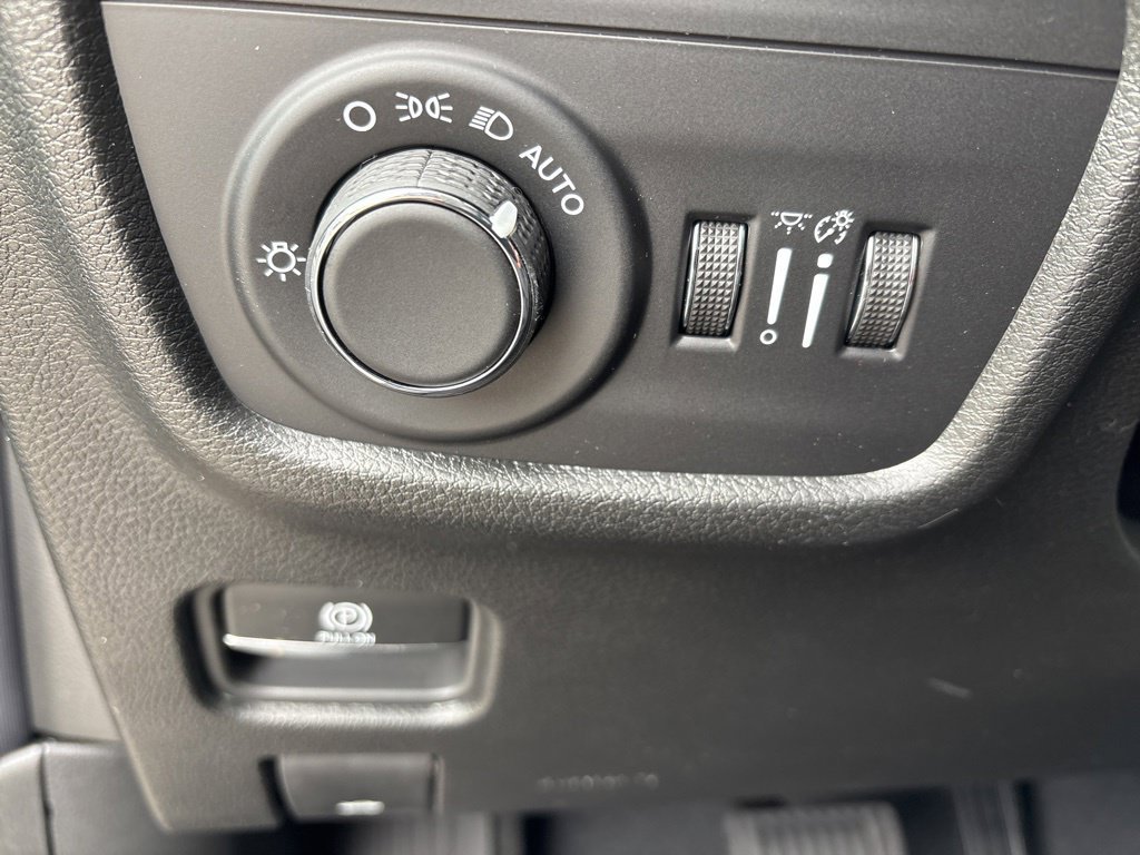 New 2026 Jeep Grand Cherokee Laredo AWD/4WD image 22