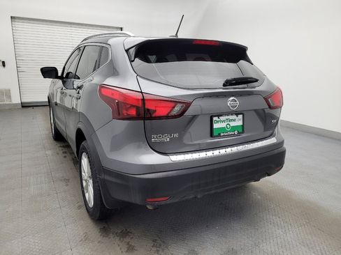 Used 2018 Nissan Rogue Sport SV w/ SV Technology Package image 6