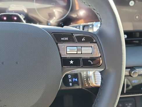 New 2026 Hyundai Ioniq 5 SE image 6