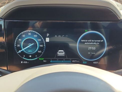 Certified 2025 Hyundai Elantra SEL FWD image 7