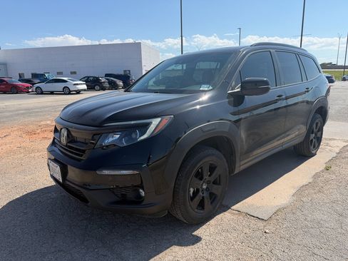 Used 2022 Honda Pilot TrailSport image 1