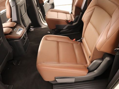 New 2025 Lincoln Navigator L Reserve image 12