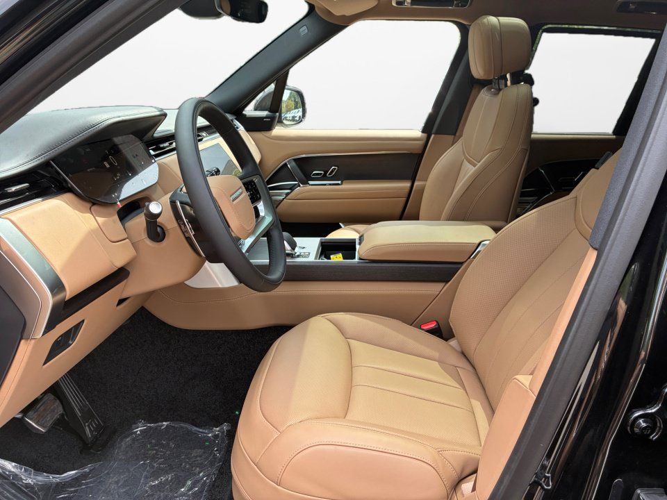 New 2026 Land Rover Range Rover SE AWD/4WD image 9