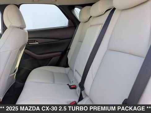 Certified 2025 MAZDA CX-30 2.5 Turbo w/ Premium Package AWD/4WD image 17
