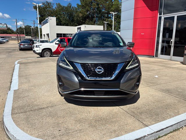 Used 2020 Nissan Murano Platinum w/ Cargo Package FWD image 2