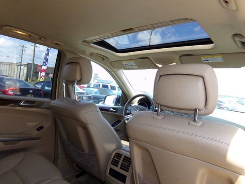 Used 2011 Mercedes-Benz ML 350 4MATIC image 23