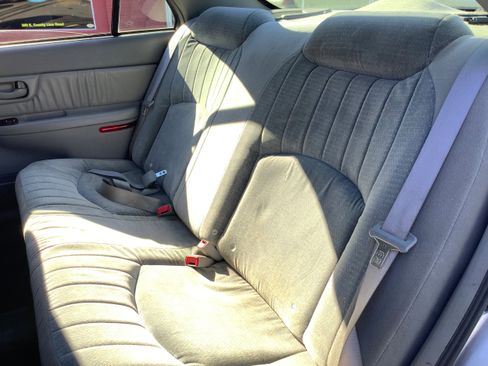 Used 2003 Buick Century Custom image 12