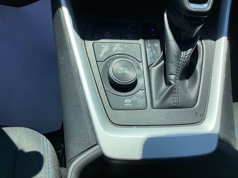 Used 2023 Toyota RAV4 SE w/ Convenience Package AWD/4WD image 33
