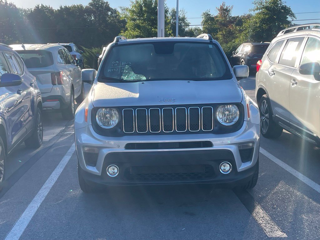 Used 2019 Jeep Renegade Latitude FWD image 2