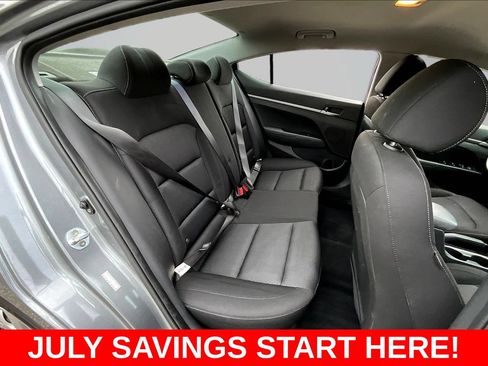 Used 2018 Hyundai Elantra SE FWD image 27