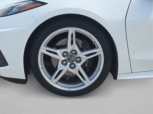 Used 2024 Chevrolet Corvette Stingray Preferred Cpe w/ 2LT RWD image 19
