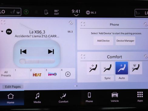Used 2024 Chrysler Pacifica Touring-L FWD image 37
