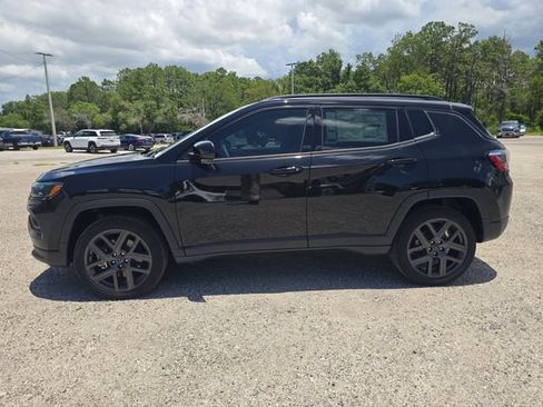 New 2026 Jeep Compass Latitude AWD/4WD image 6