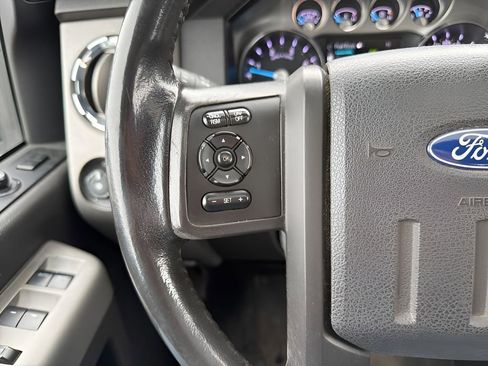 Used 2013 Ford F350 Lariat w/ Chrome Pkg image 17