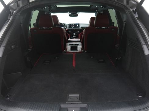 Used 2022 Acura MDX A-Spec image 9