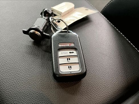Used 2022 Honda Accord Sport image 15