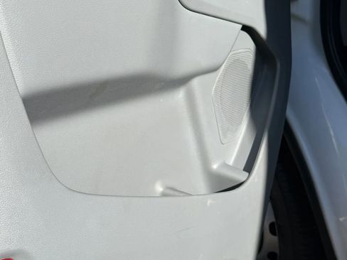 Used 2018 Ford Transit 250 130 Low Roof RWD image 22