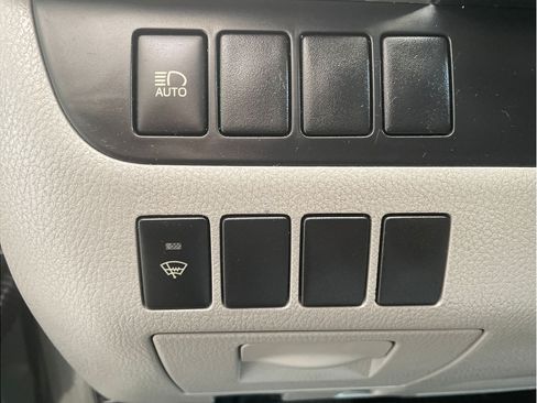 Certified 2017 Toyota Highlander LE AWD/4WD image 10