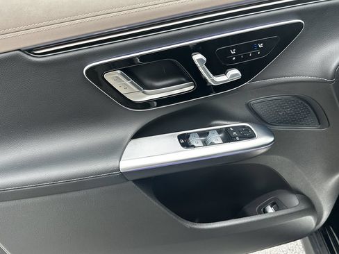 Certified 2026 Mercedes-Benz EQE 320+ SUV image 11