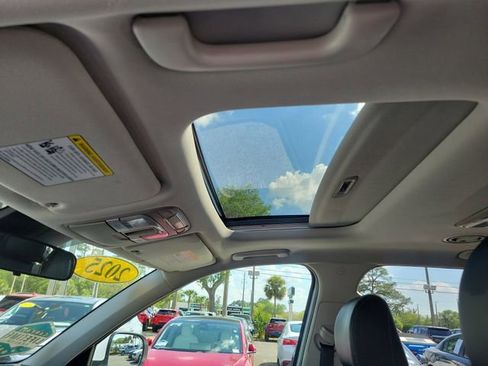 Used 2025 Kia Telluride S image 34