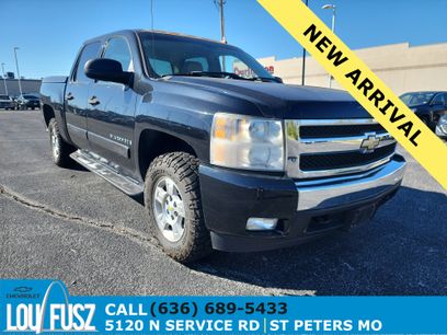 Used 2008 Chevrolet Silverado 1500 LT w/ EZ-Lift Tailgate Package