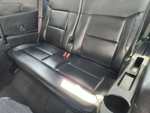 Used 2021 Ford Explorer XLT w/ Equipment Group 202A RWD image 30