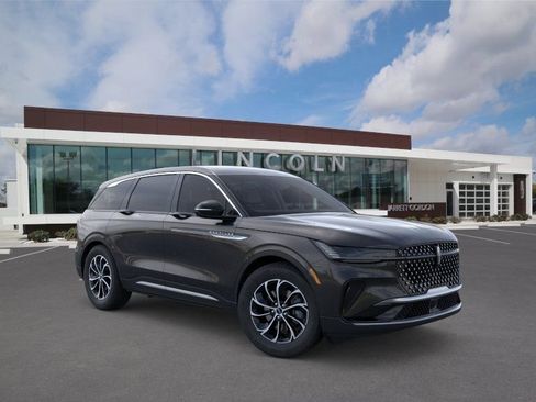 New 2026 Lincoln Nautilus Premier AWD/4WD image 7